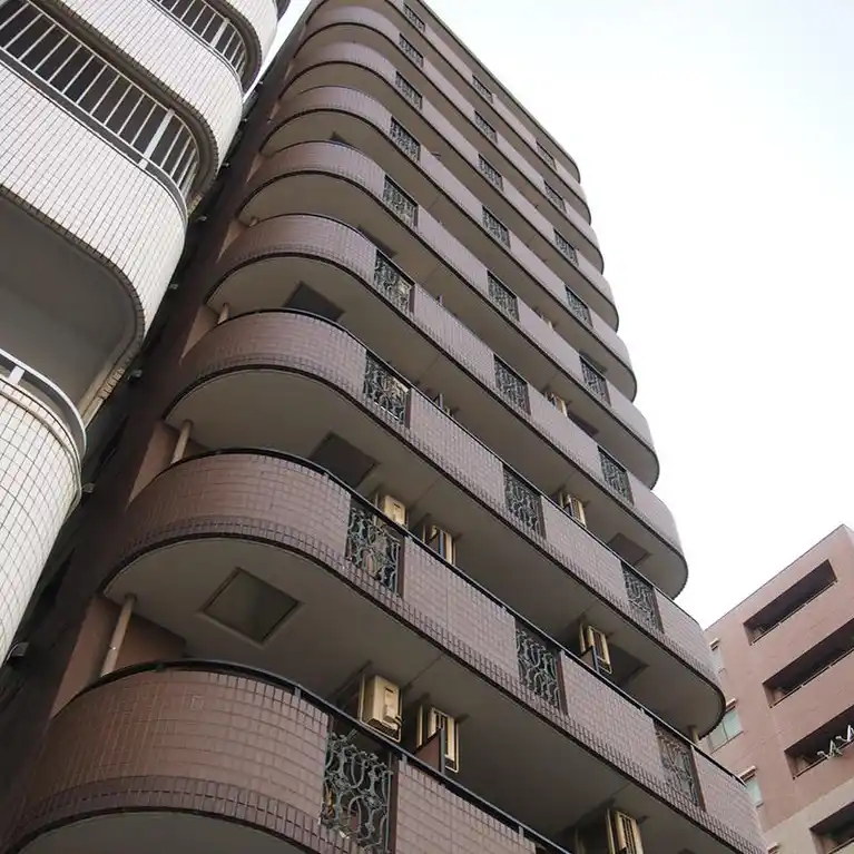 グリフィン横浜・桜木町駅前弐番館