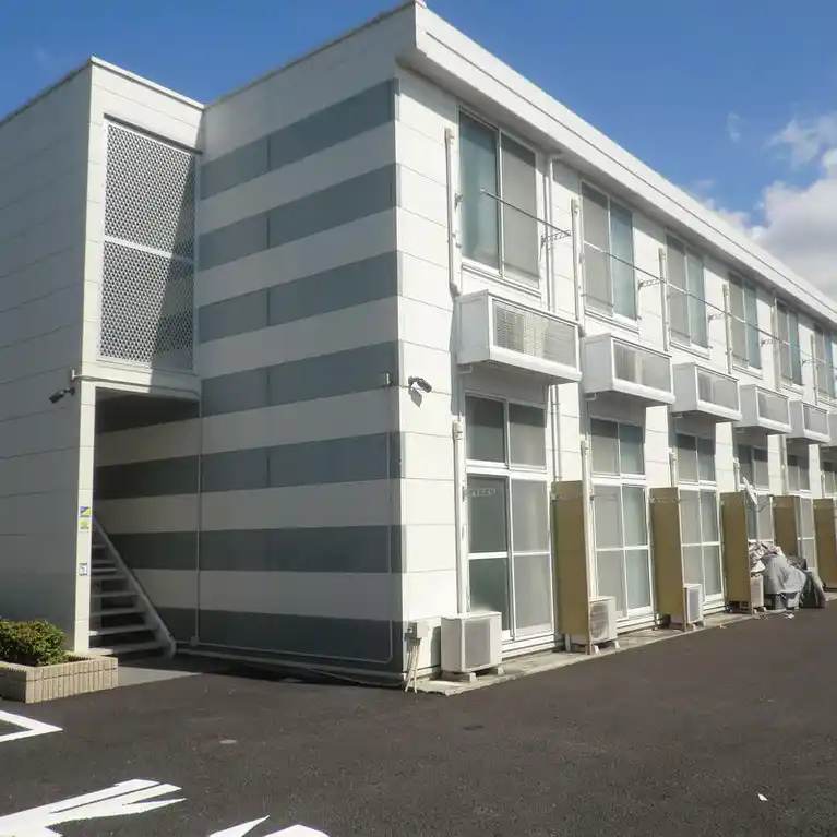 レオパレスラピス城南