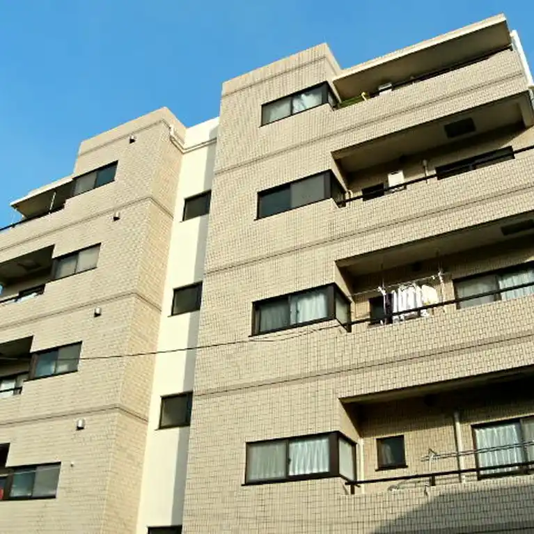 クレイネスト今川