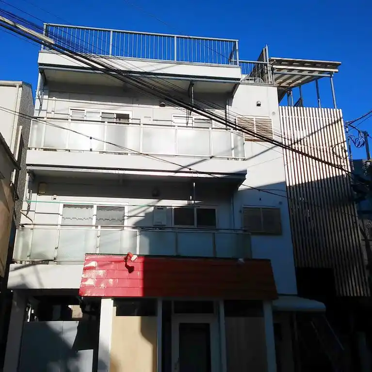 益信マンション 外観