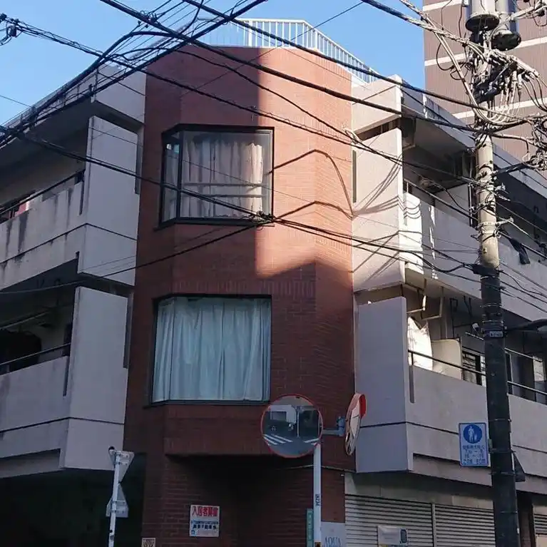 ドーモ・デ・フローロ 外観