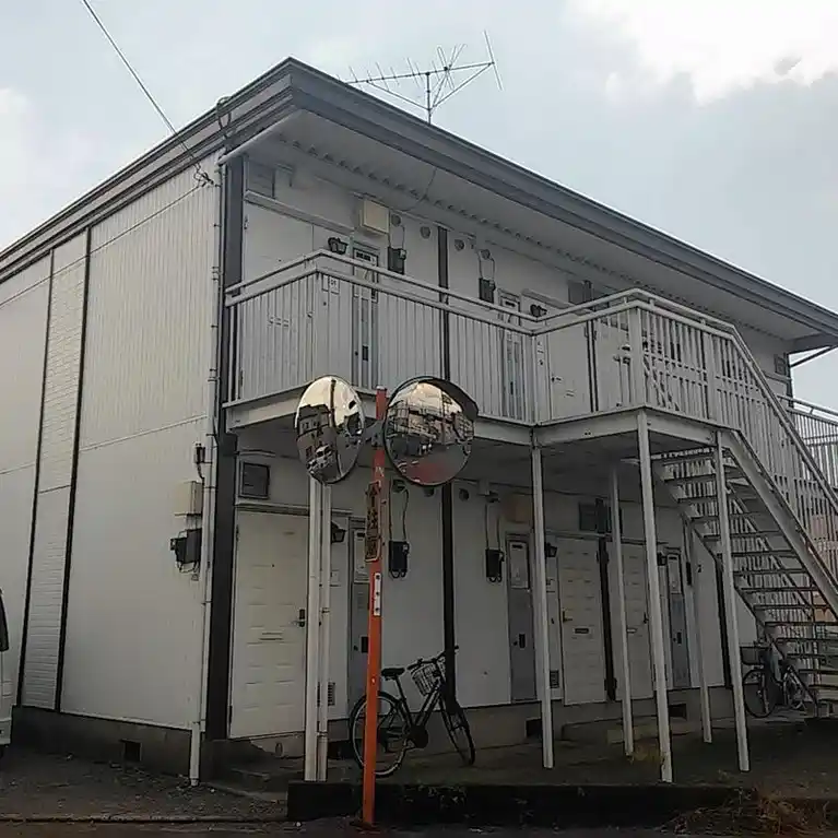 トライアングル 外観