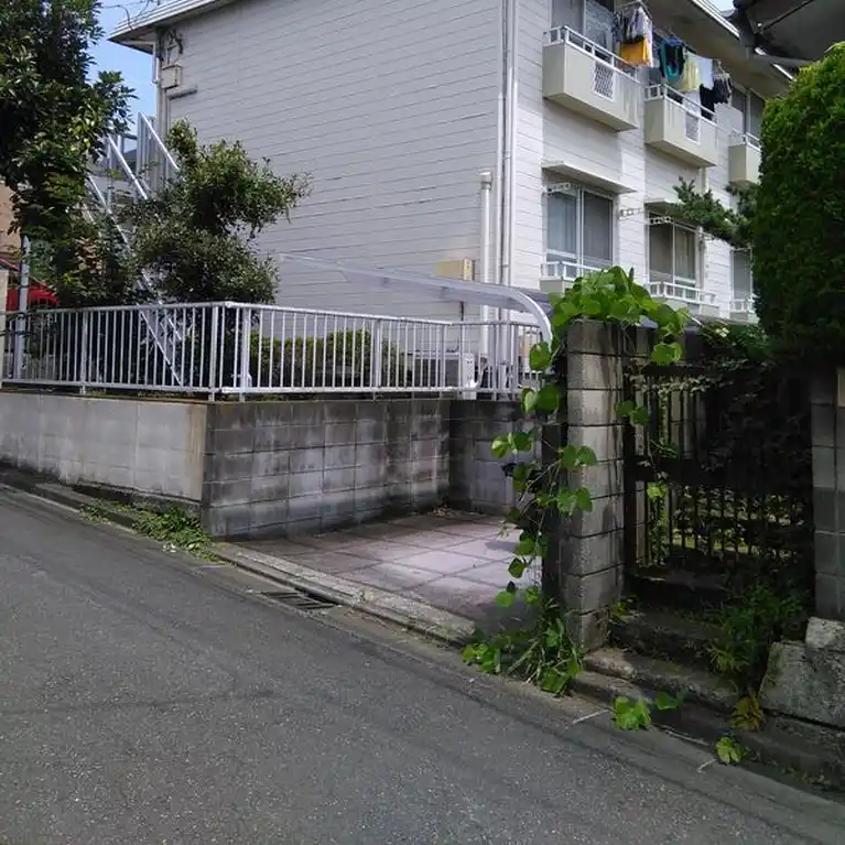 百合ハイム 外観