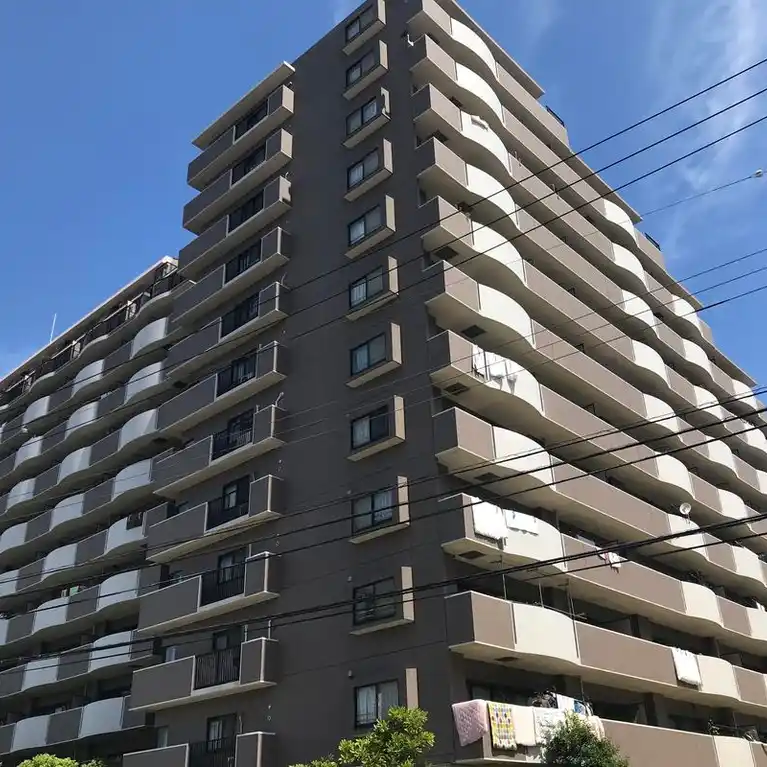 ファミール市川ガーデンプラザイースト