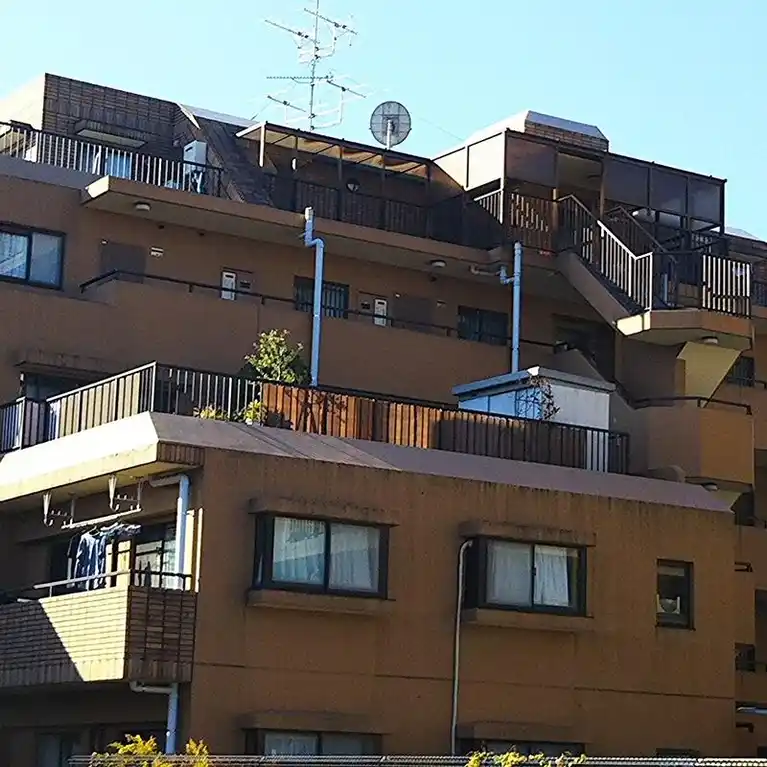 スターロワイヤル稲城