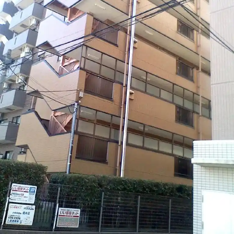 ファリーナ橋本 外観