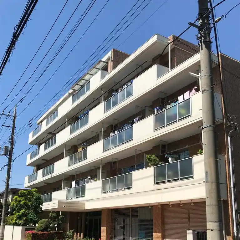 川口飯塚ローヤルコーポ 外観