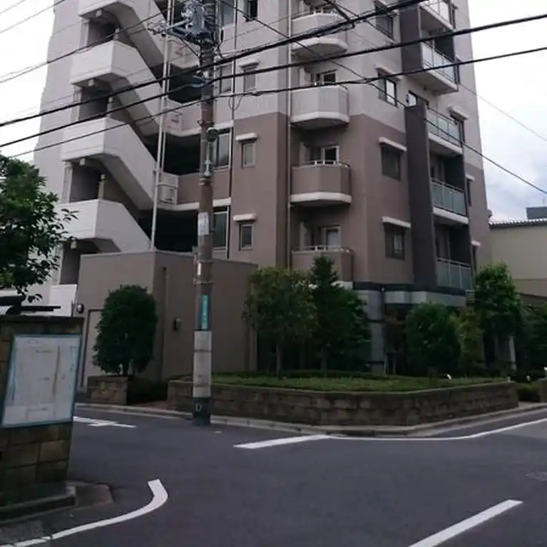 アーデル川口レヴァリエ 外観
