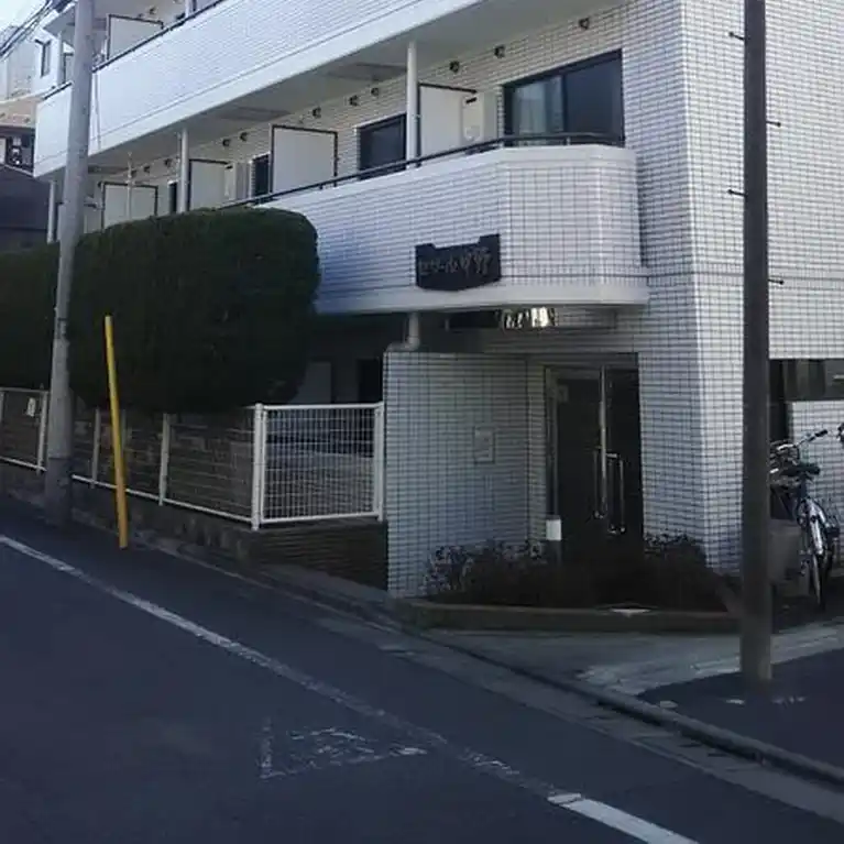 セザール中野 外観
