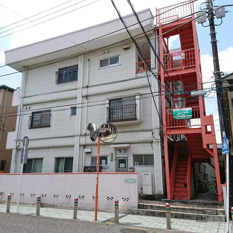 アダージョ大和 外観