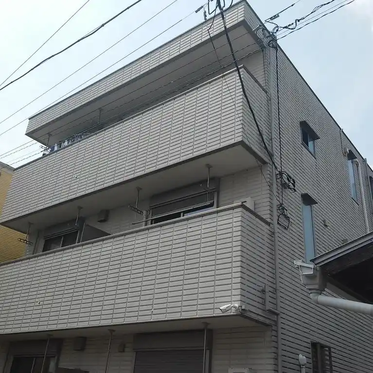 メゾンシスポルテ 外観
