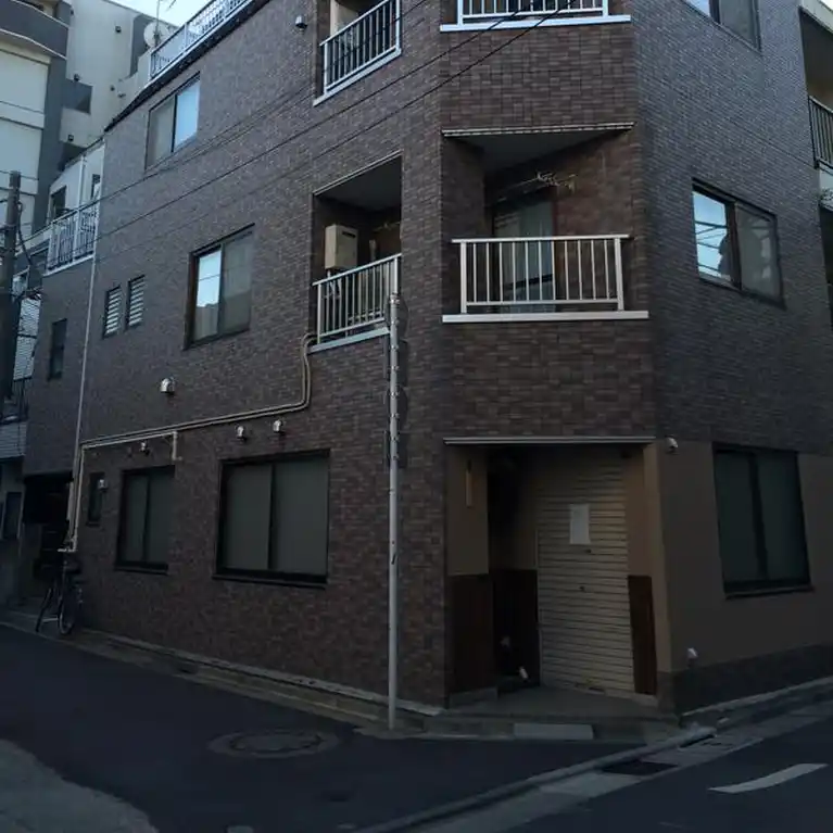 クレストフォール 外観