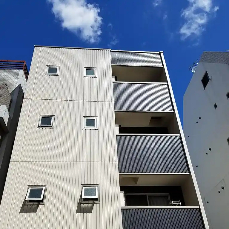 フラッグ 外観