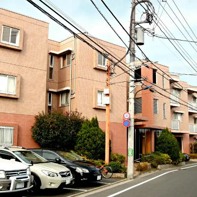 シャルマン大泉学園 外観