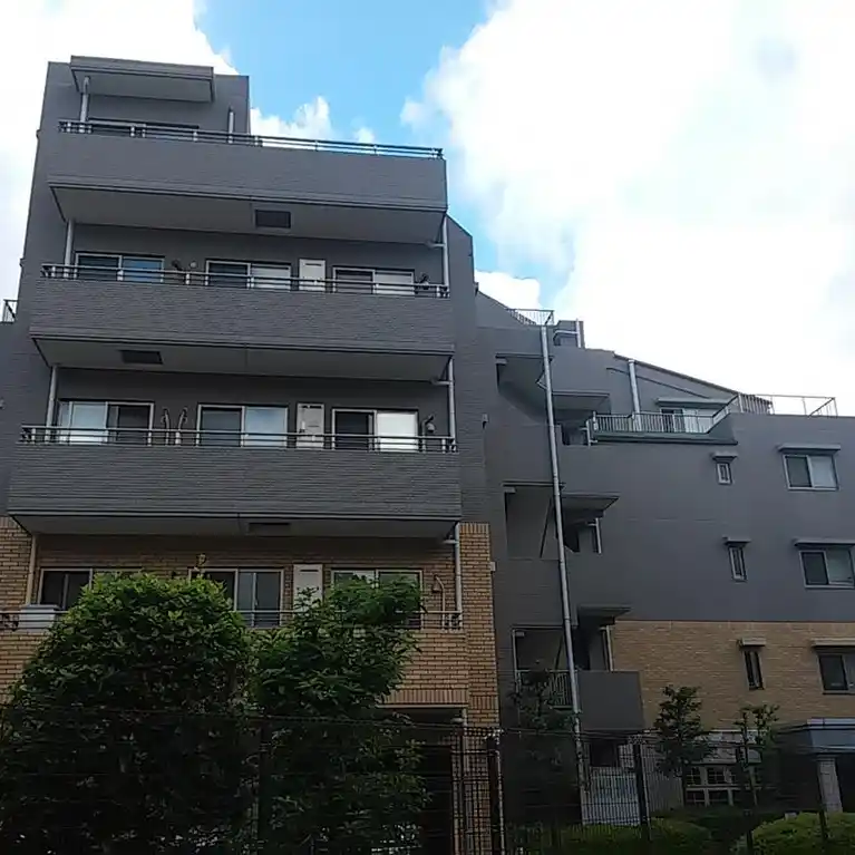 パーク・コート大倉山 外観