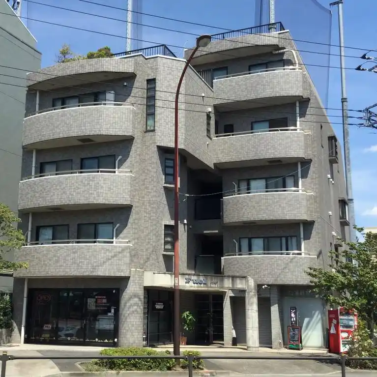 フュエル 外観