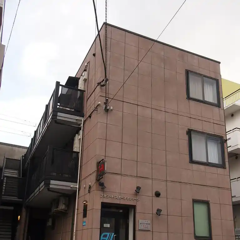 ドルフウエスト上大岡 外観
