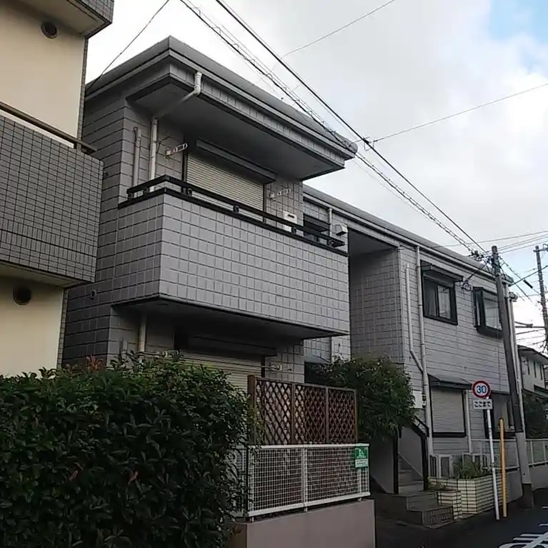 フローラ大倉山