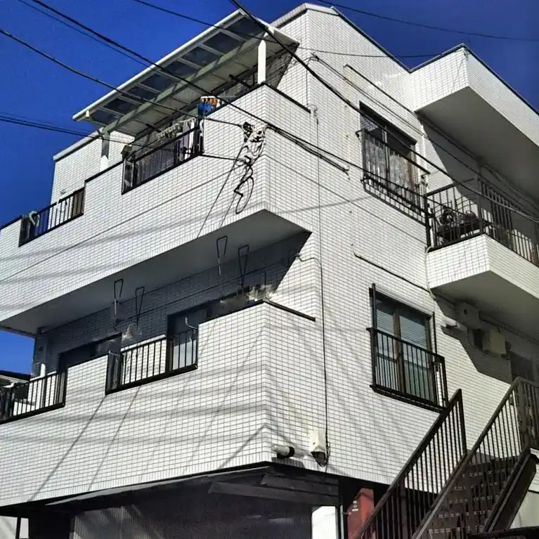 千信ハイツ 外観