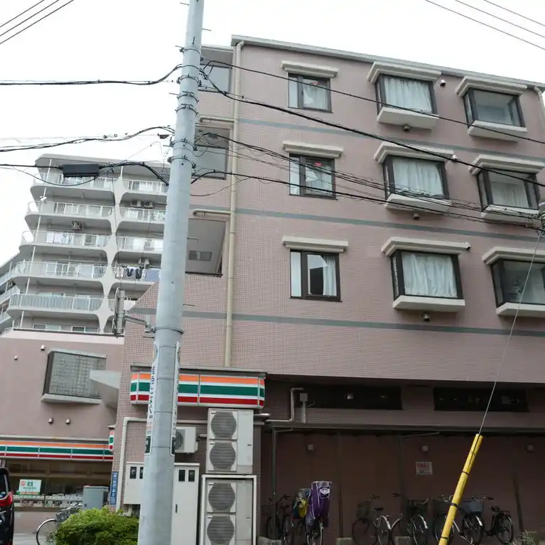 スリースター六郷 外観