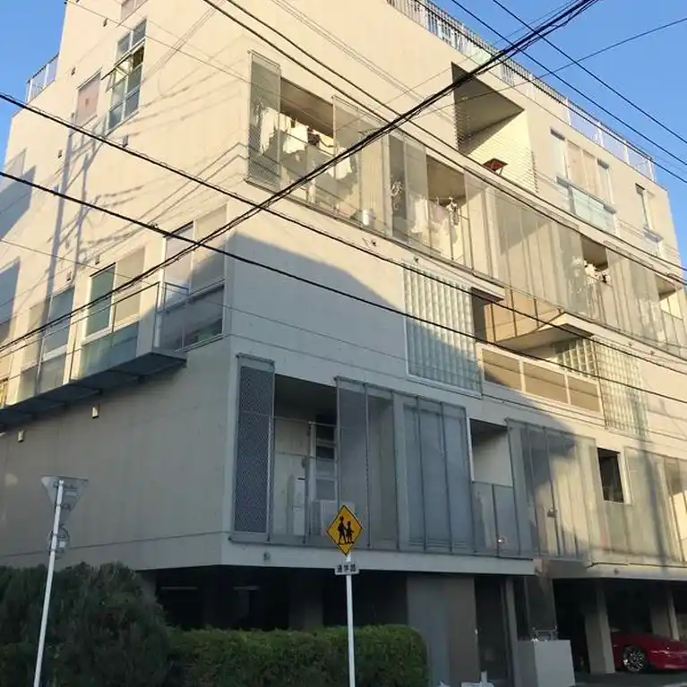 川口交差住居　CROSS 外観