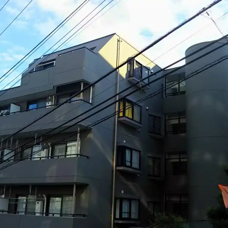 フォンターナ市ケ尾