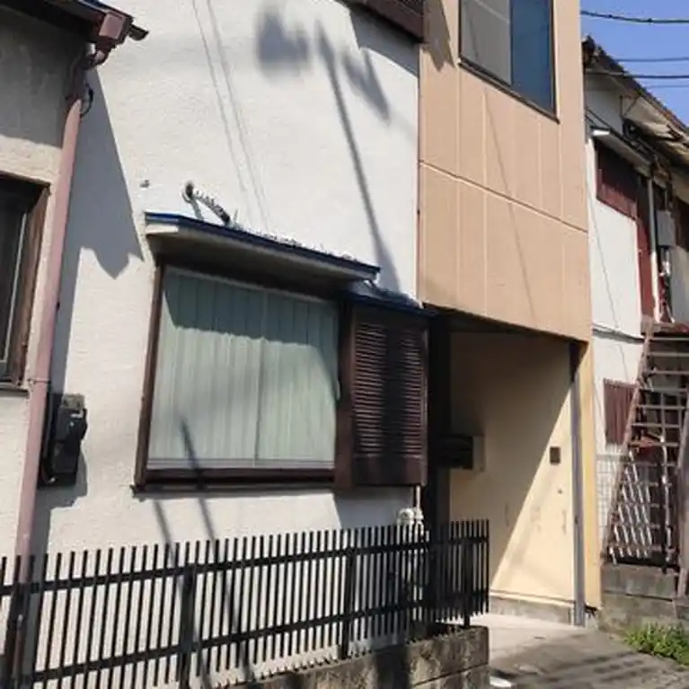 AKビル 外観