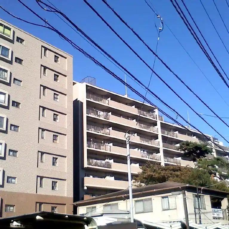 グランループ