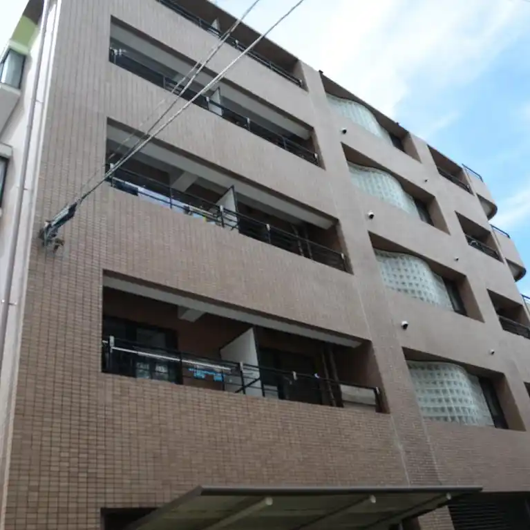 ベルシャンブル小山 外観