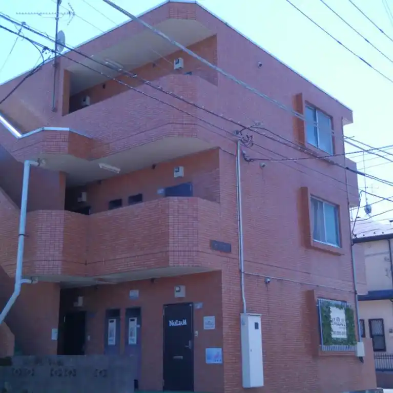 セラヴィ