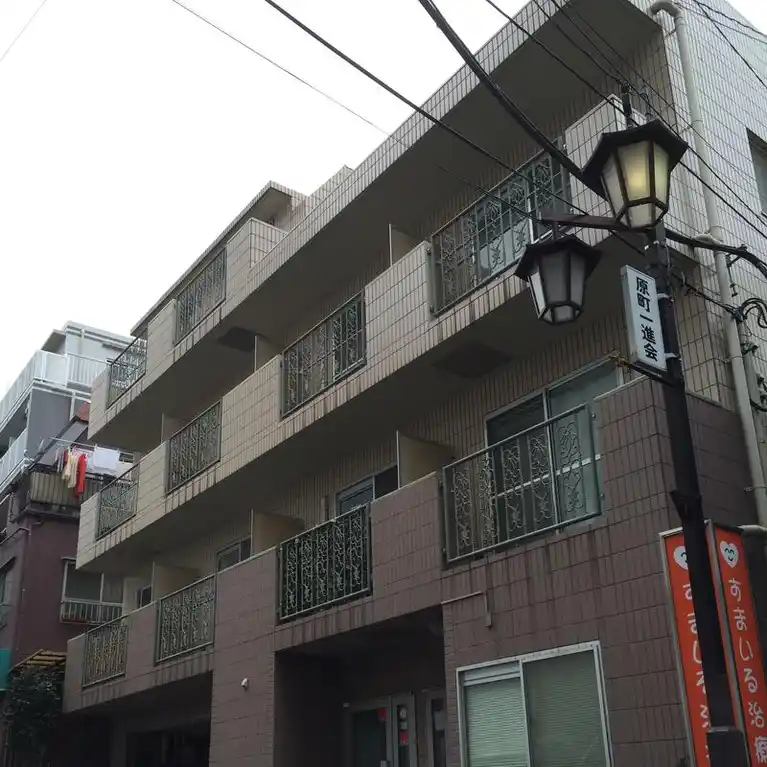 バートルコート 外観