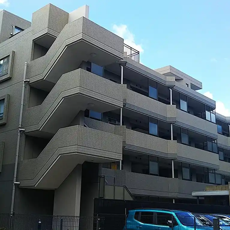 ヴェルナード大倉山参番館 外観