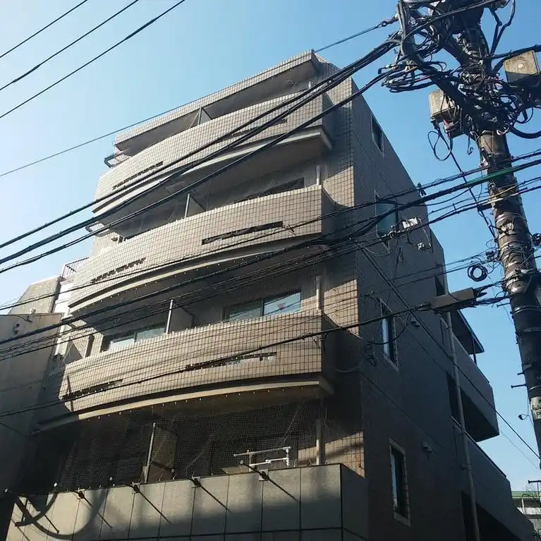 アベニューカラスヤマ 外観