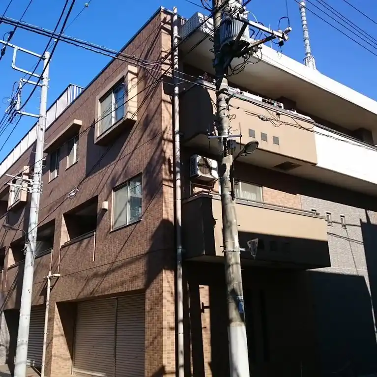 ワイズ・スクエア