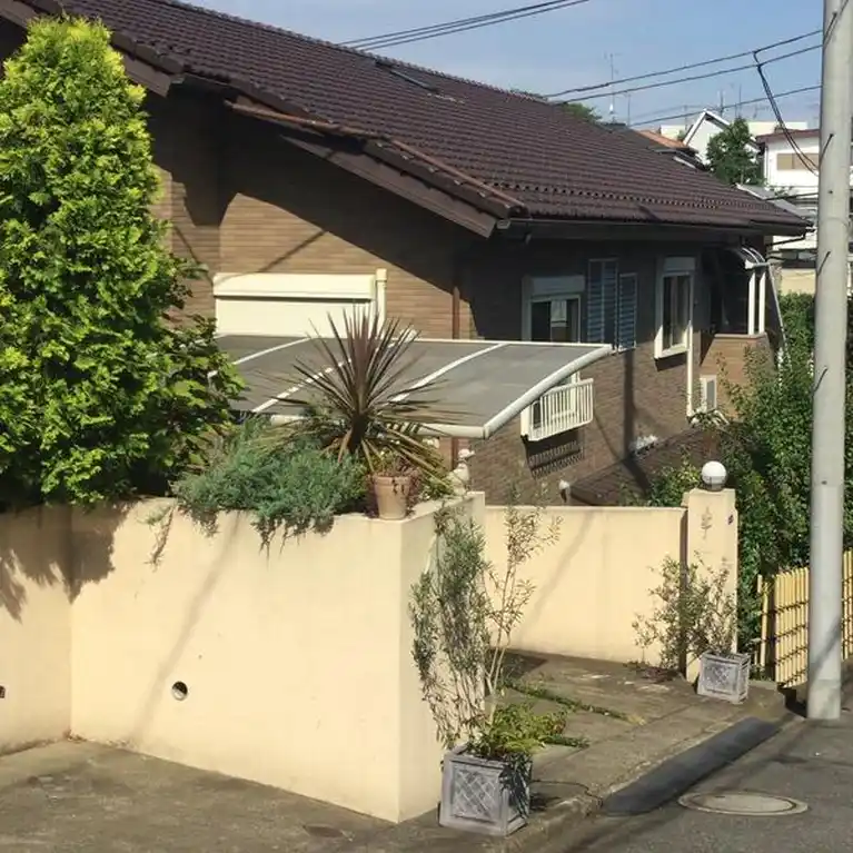 メゾン桜坂