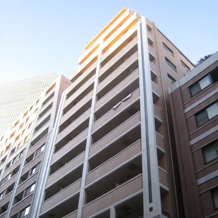 ライオンズステーションプラザ横濱プリマゾーナ