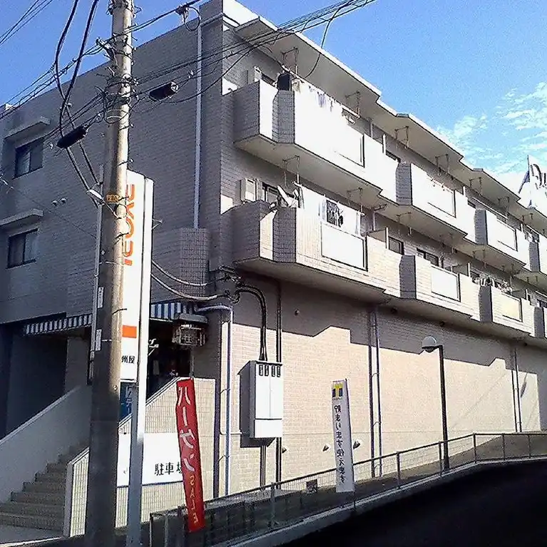ヒルサイドヤマキ 外観