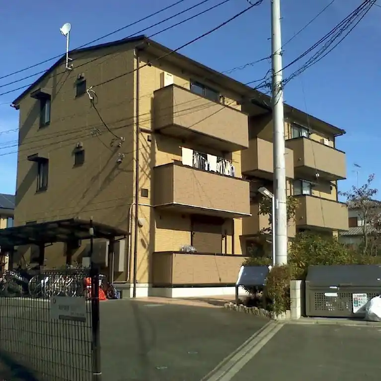 ルミエールB棟
