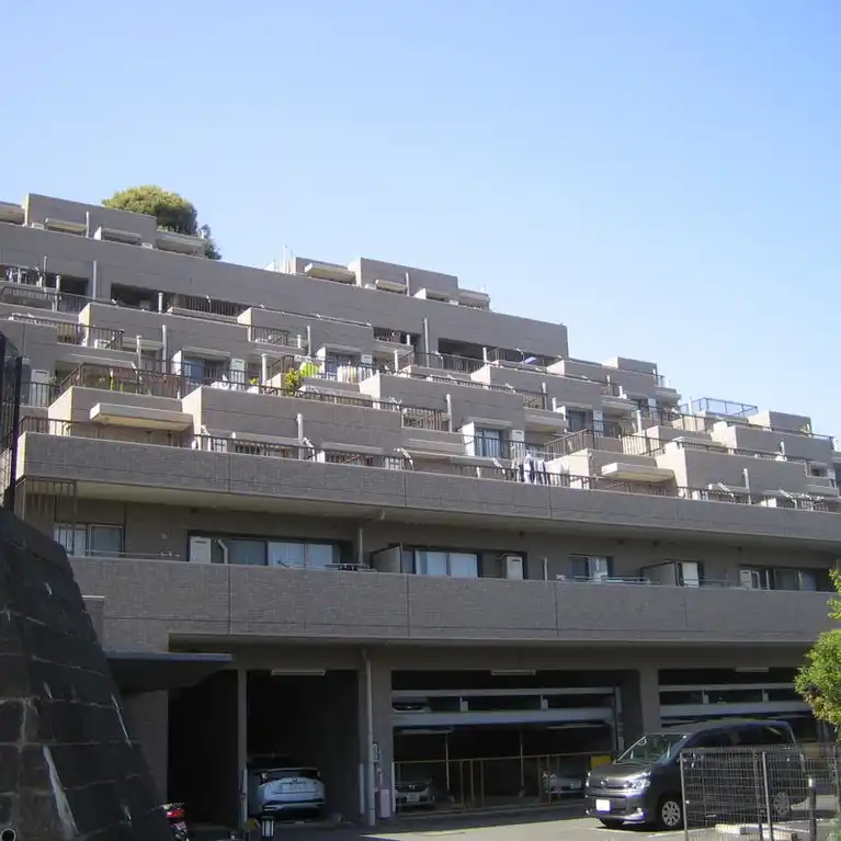ライオンズテラス弘明寺