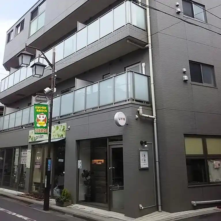 アヴィオ