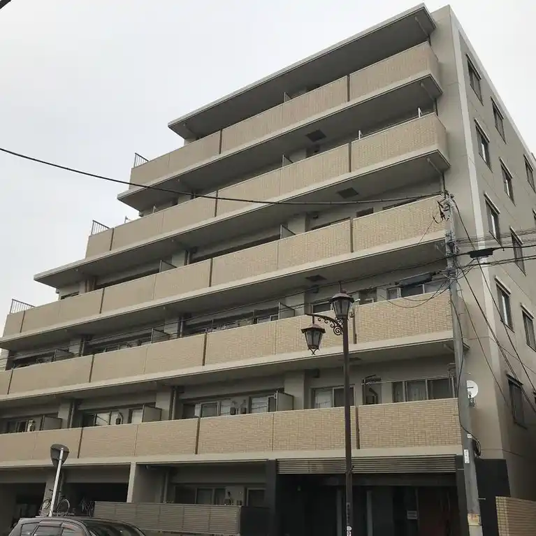 レーベンハイム市川中山ルナ ルーチェ