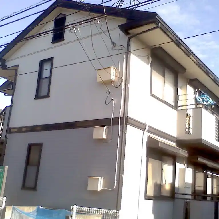 ファミール・アイ1