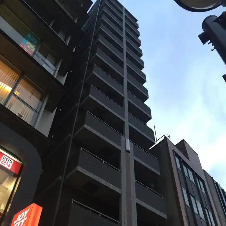 パレステュディオ四谷 外観