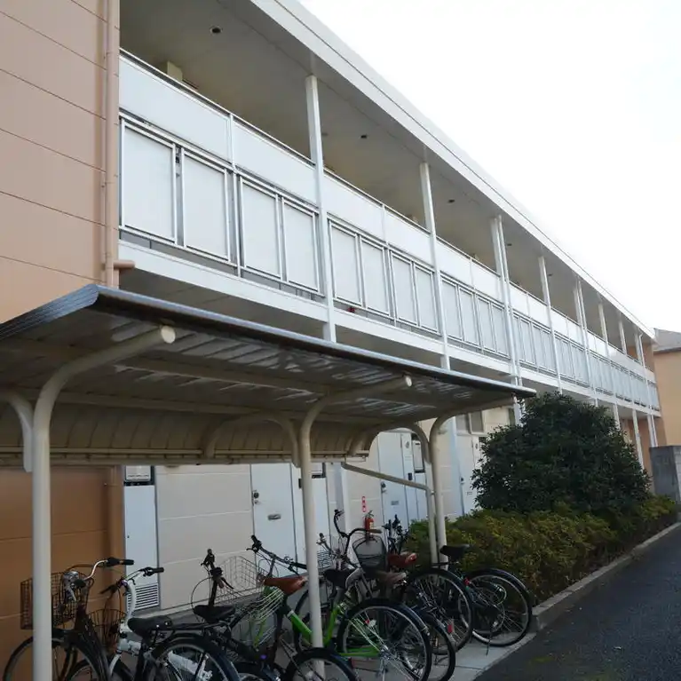 レオパレスT・H宮内 外観