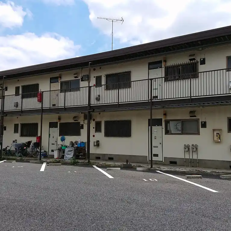 チェリーハイツB棟