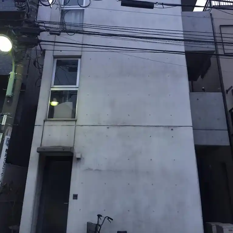ROOMS 外観