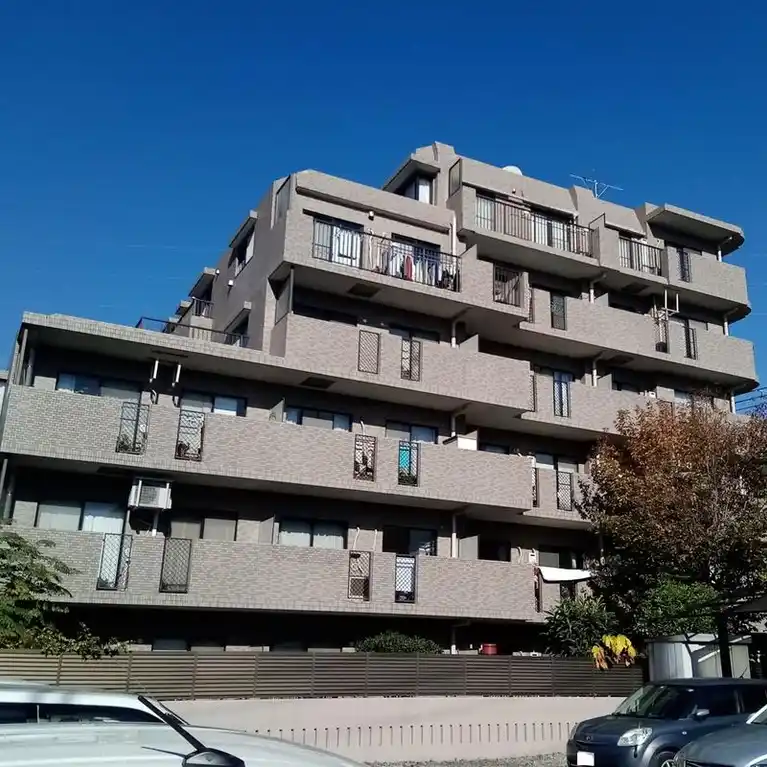 ライオンズマンション国立第8 外観