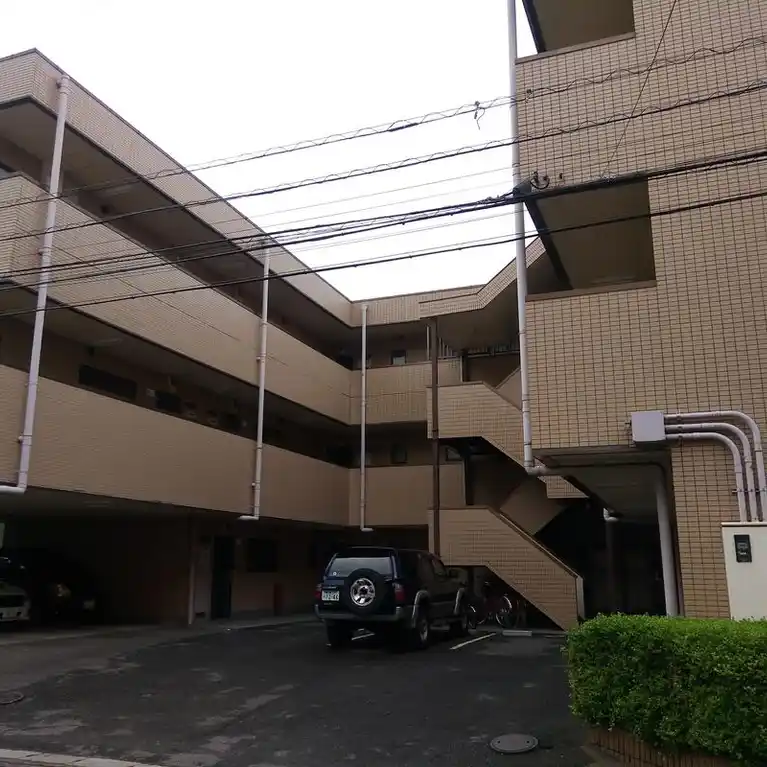 ゴールドファースト 外観