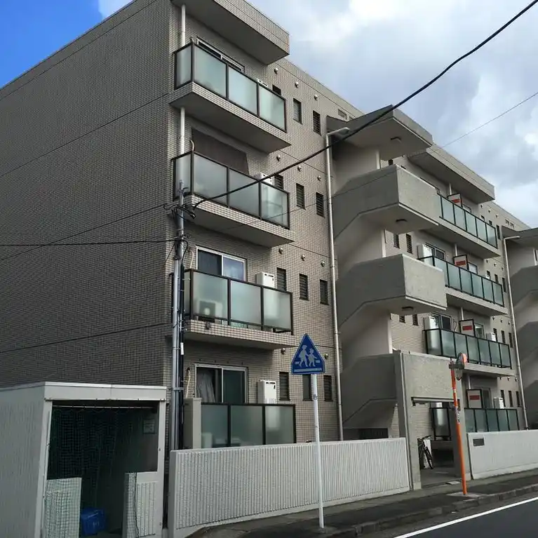 ヴィラフラッツムサシコスギ 外観