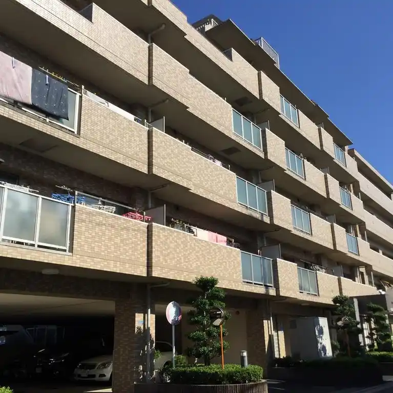 ローヤルシティ蕨塚越 外観